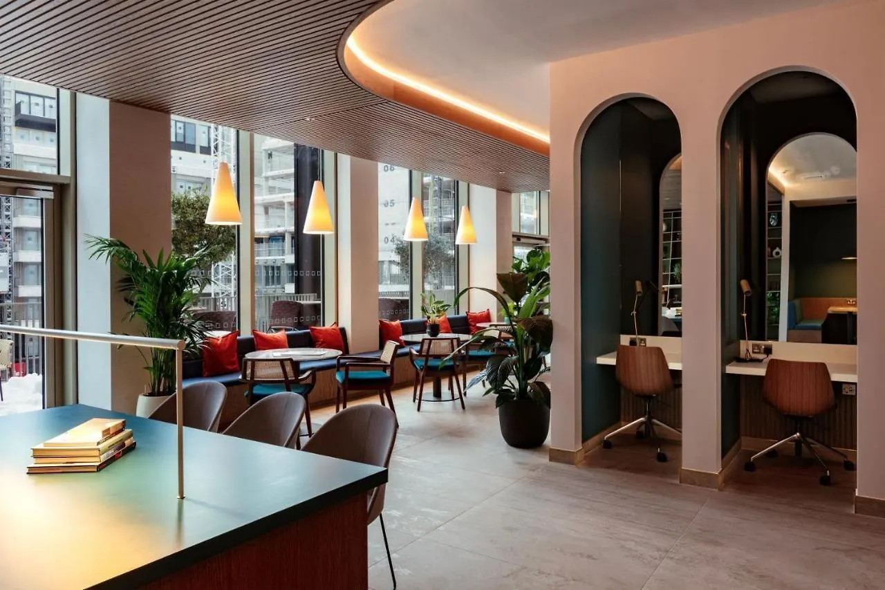 Coppermaker Square In Stratford Aparthotel London