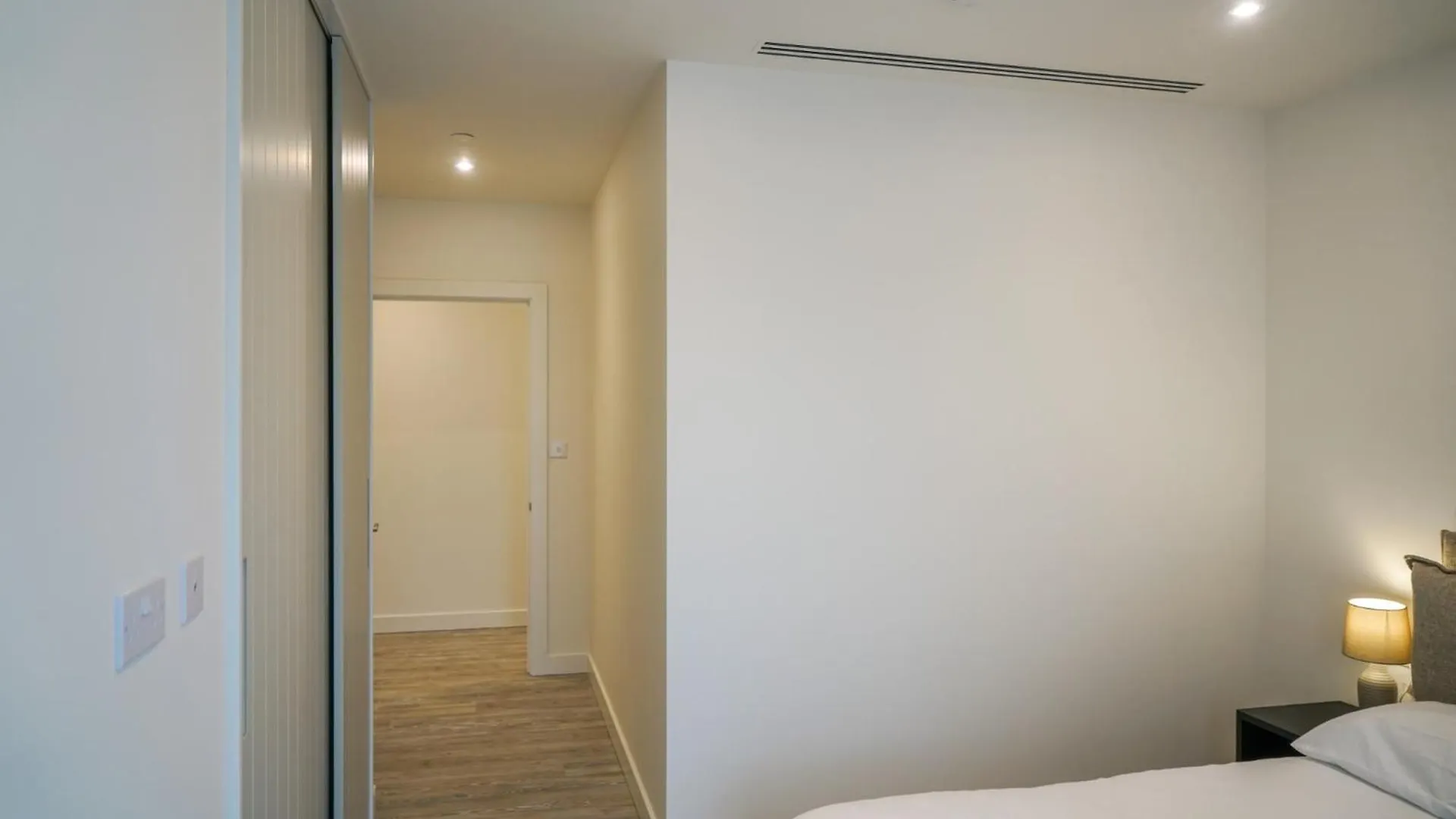 Coppermaker Square In Stratford Aparthotel London