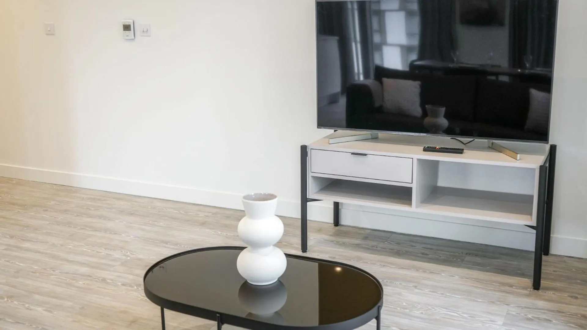 Coppermaker Square In Stratford Aparthotel London