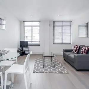 Roomspace Serviced Apartments - River House Appartamento